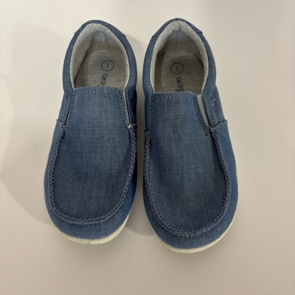 Cat‎ & jack blue slip on shoes size 1